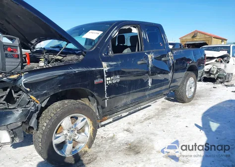 2018 Ram 1500 Express 4X4 6'4 Box из США, поврежденный, VIN 1C6RR7FT0JS343167